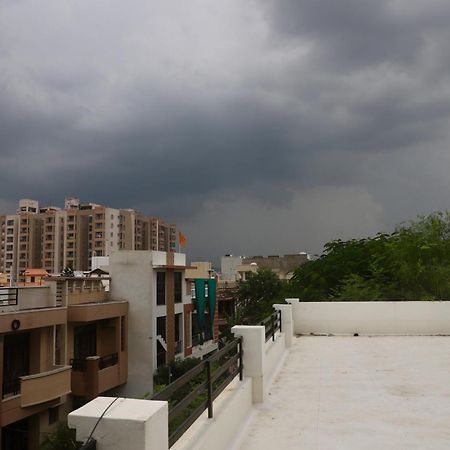 Budget-Friendly Udaipur Stay Exterior photo