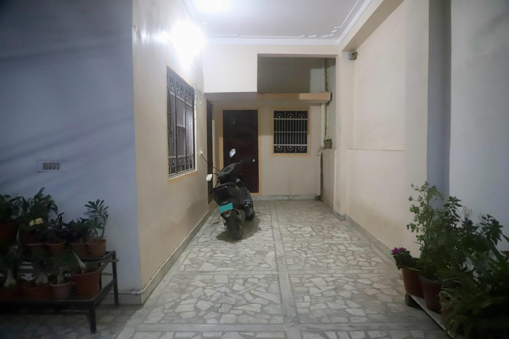 Budget-Friendly Udaipur Stay Exterior photo